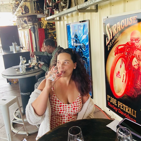 Meet your Posher, Giovanna - Picture 1 of 1